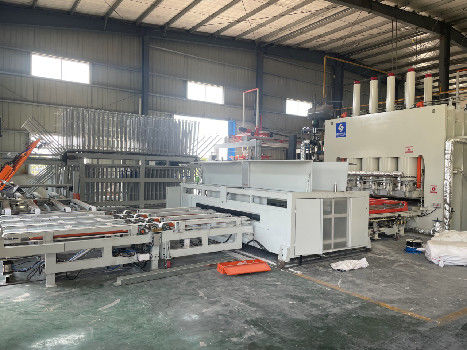 kupować 1400T-3200T Horyzontalny krótki cykl laminacji Ciśnienie gorące 4×8 4×9 4×10 online manufacture