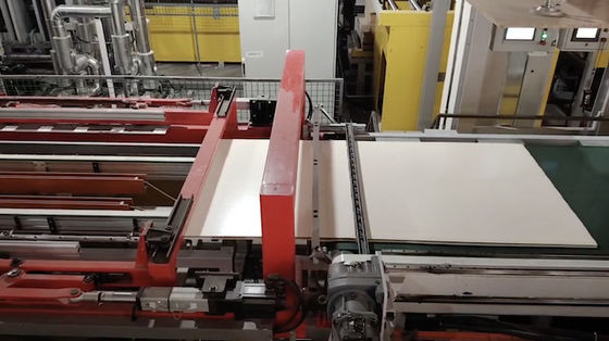 kupować Prasowanie krótkotrwałego płyty MDF automatyczne prasowanie ciepłe linii dla sklejki 1800 ton online manufacture