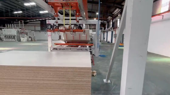 kupować Semi-automatyczny krótki cykl Hot Press Machine Plywood Hot Press Machine 4X8 online manufacture