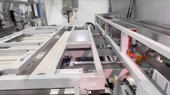kupować 4X10 Krótki cykl Melamina impregnowany papier laminacyjny Hot Press Machine online manufacture