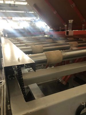kupować Automatyczna półautomatyczna linia produkcyjna prasy krótkiego cyklu dla MDF szerokość 6,3 m online manufacture