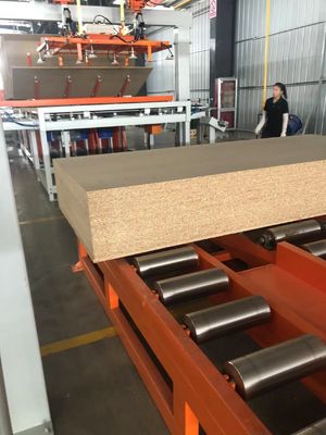 jakość  Laminating Production Line Short Cycle Press Melamine Hot Press Machine 900T to 1600T fabryka