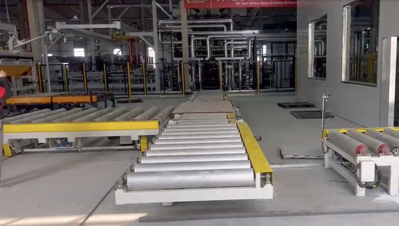 4×8 Sztuczna tablica MDF Prasowa maszyna krótkiego cyklu Automatyczna linia Produkcja paneli drewnianych