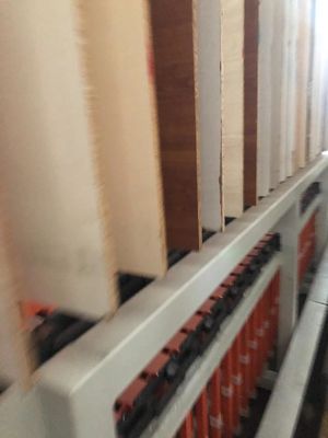 Krótki cykl Melamina laminacja na gorąco prasowanie Melamina prasowanie