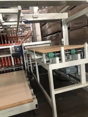 Całkowicie automatyczna maszyna do wytwarzania MDF z krótkim cyklem melaminowym laminowanym