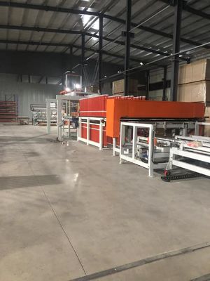 Linia produkcyjna podłóg laminowanych o precyzji przemysłowej 20000kN